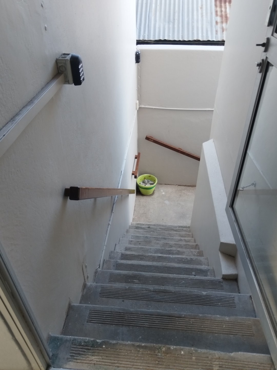 2 Bedroom Property for Sale in Summerstrand Eastern Cape